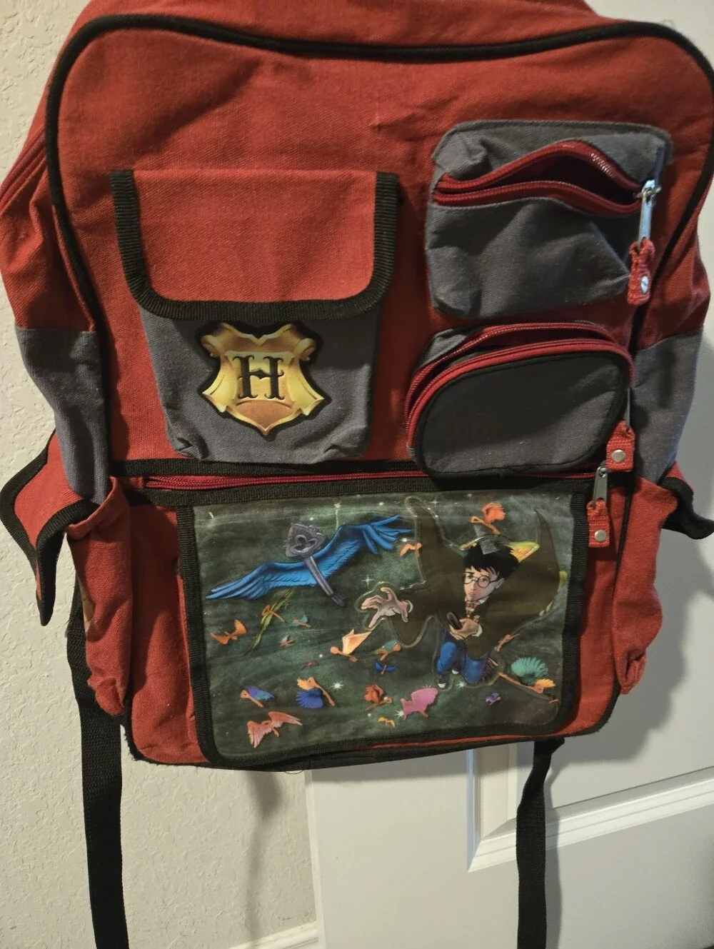 Kid's 2001 Vintage Harry Potter Hogwarts Backpack.